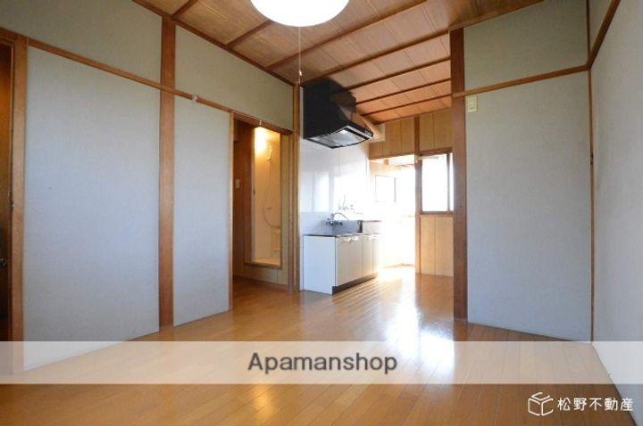 SAKURAアパート4の居間