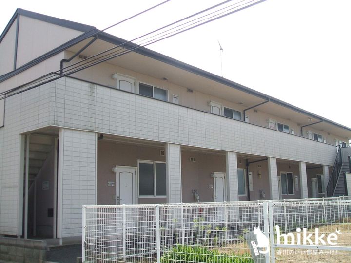 フレンド・ハイツの外観