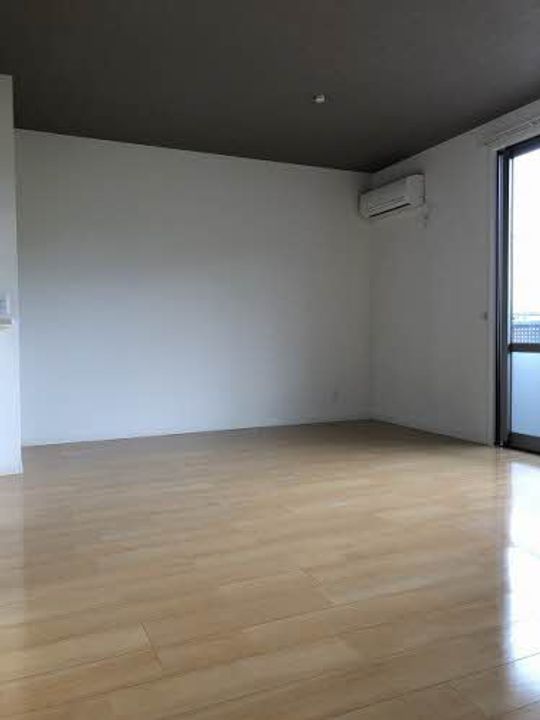 シャーメゾン西山崎 A棟の内装