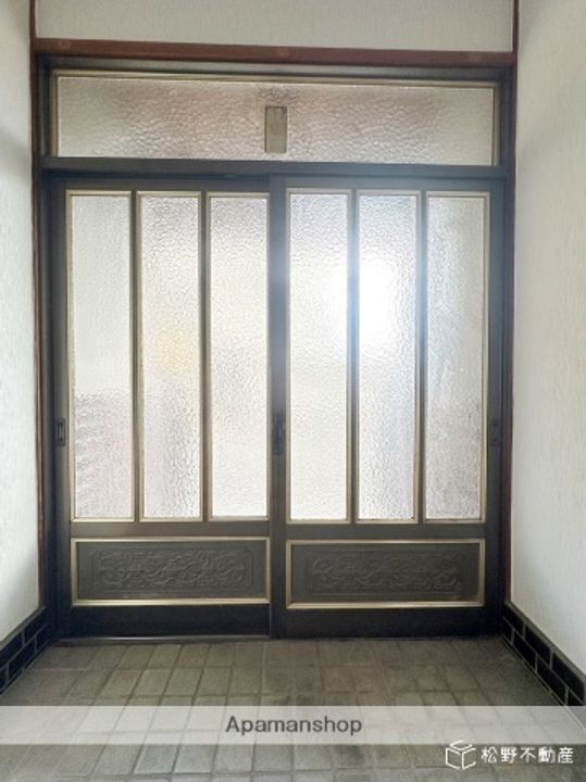 香川県高松市香川町川東上(一戸建)の賃貸物件戸建ての玄関