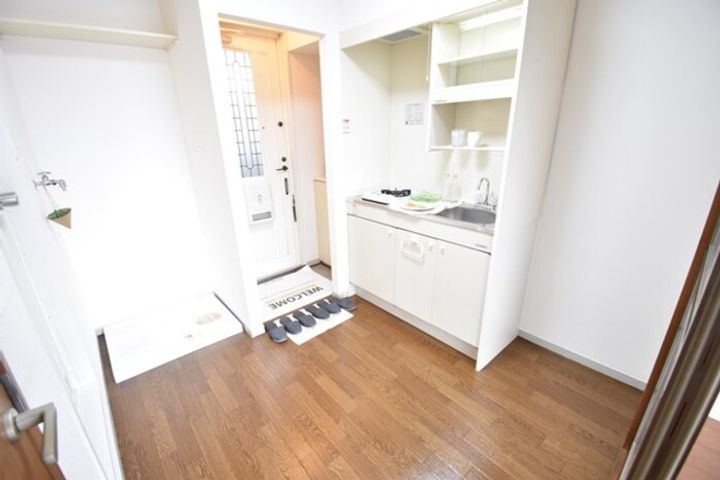 シャトル西春日 B棟の内装