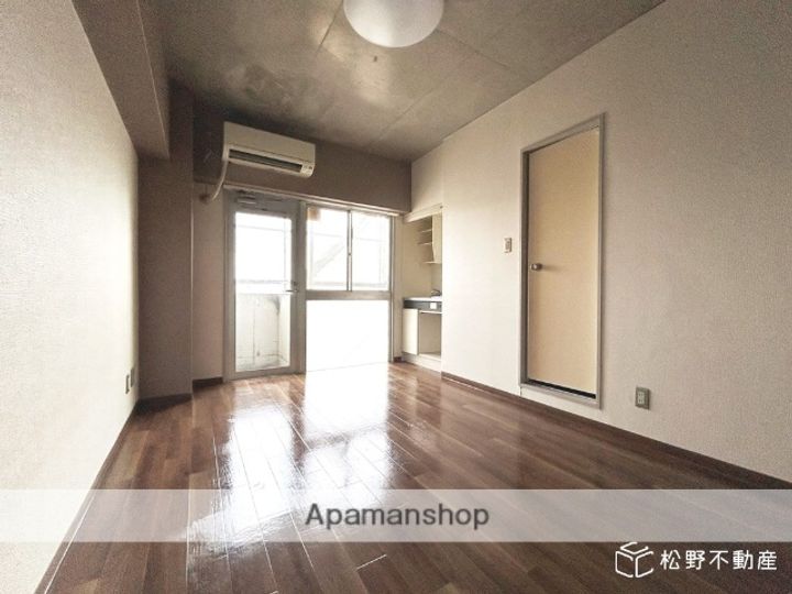 R.太田ハイム301の居間