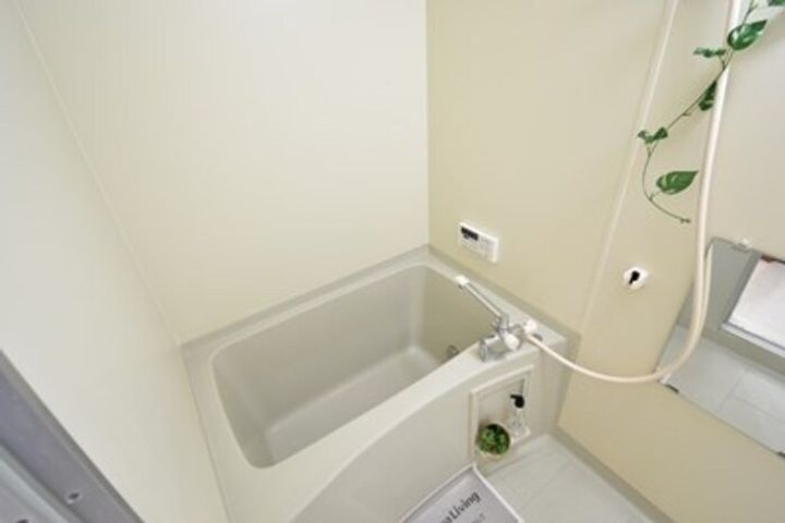 ユイマールガーデンII A棟の風呂