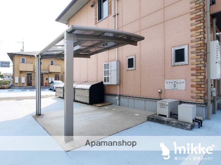 ジョイフレンド A・B・C棟の外観