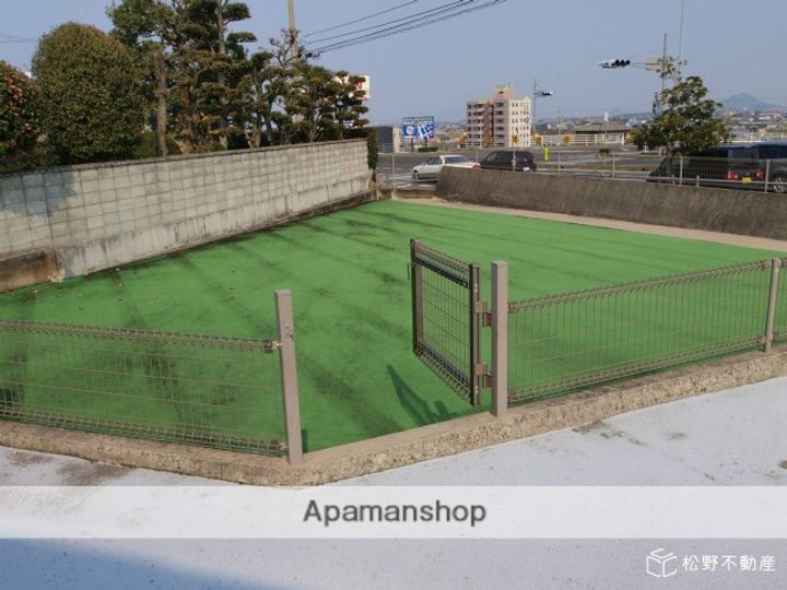 ジョイフレンド A・B・C棟の外観