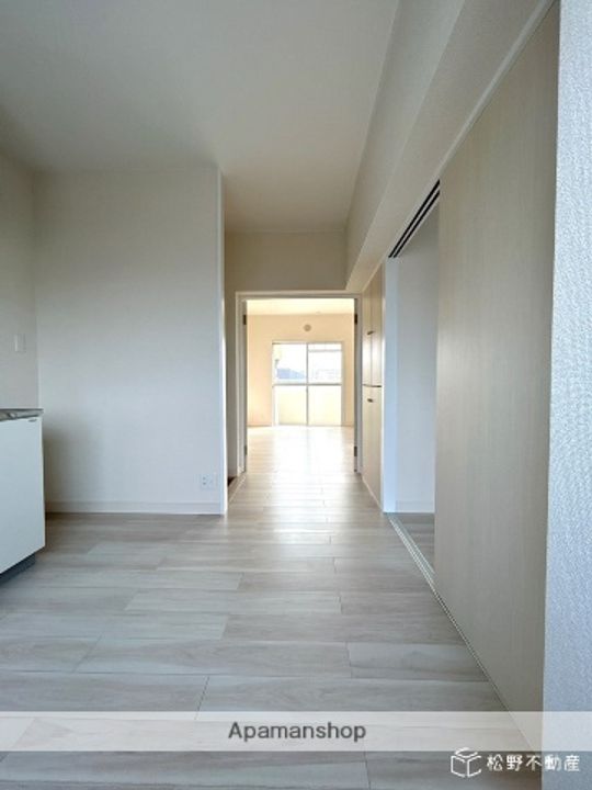 吉原マンションの内装