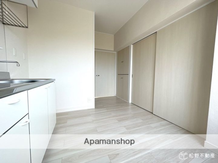 吉原マンションの内装