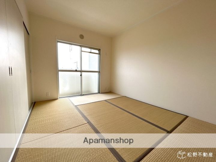 吉原マンションの内装