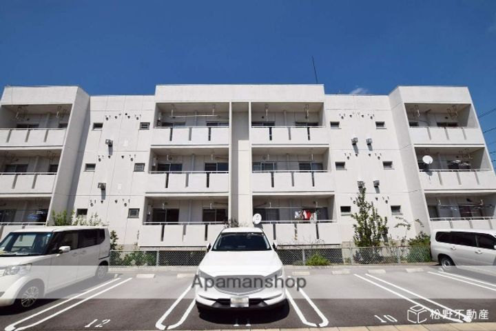 吉原マンションの外観