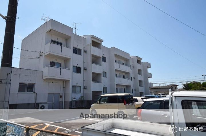 吉原マンションの外観