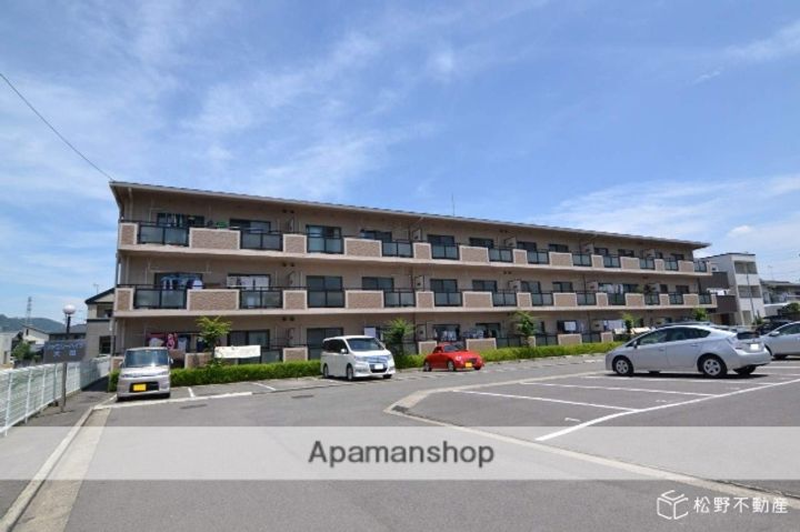 ファミリーハイツ太田の外観