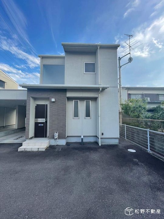 香川県高松市伏石町(一戸建)の賃貸物件戸建ての外観