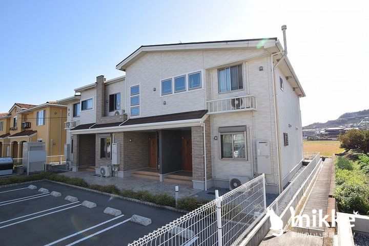 サン・ハーモニーCの外観