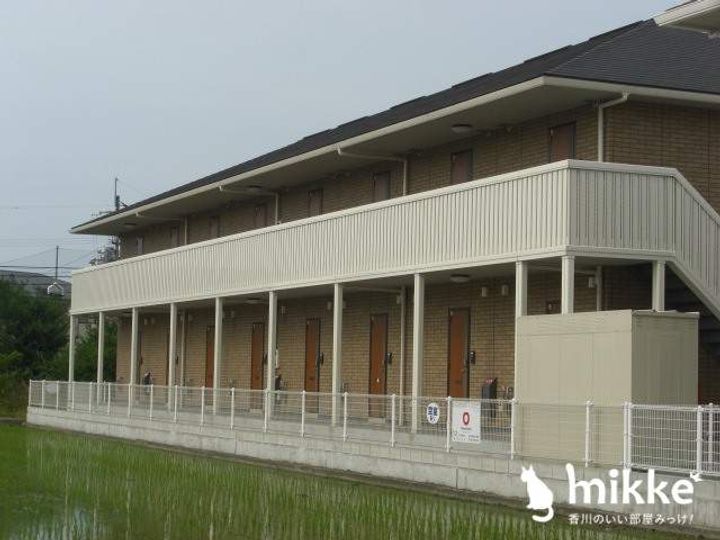 パラディー森塚201の外観