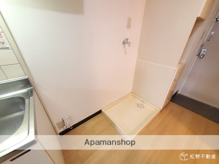 カレッジ三共パートIIの内装