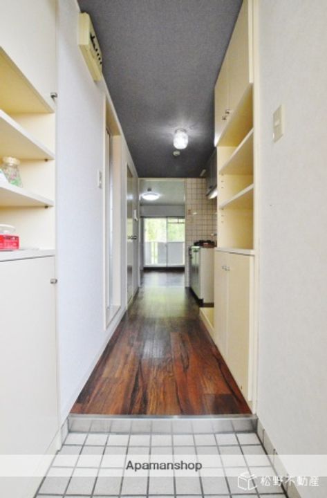 カレッジOZ407の内装