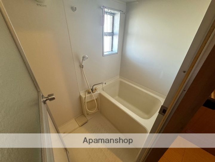 阿部ロイヤルハイツの風呂