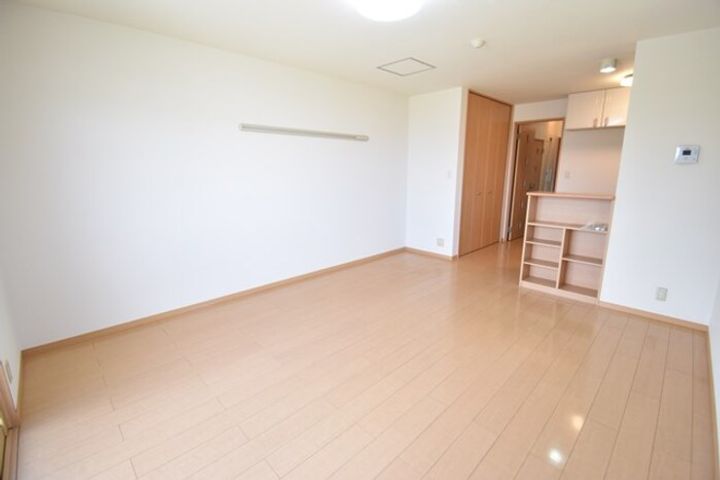 パラディー森塚201の内装