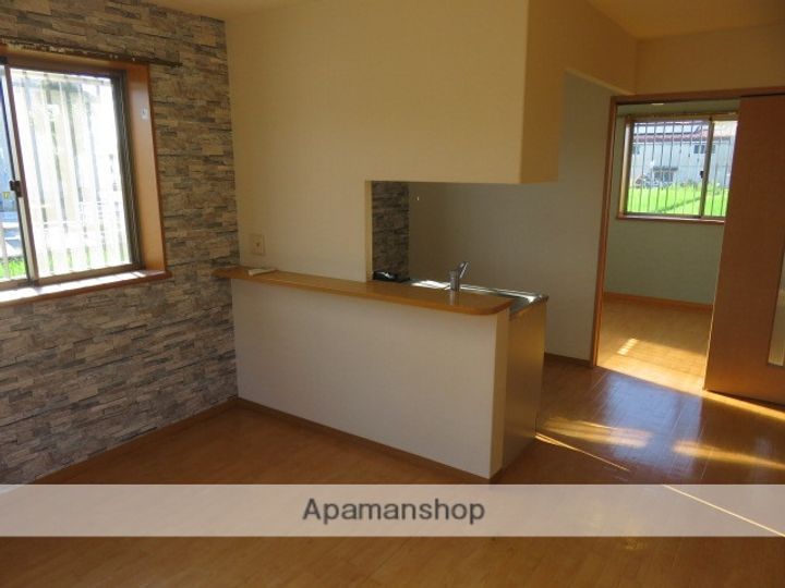 フォブール七佳の居間