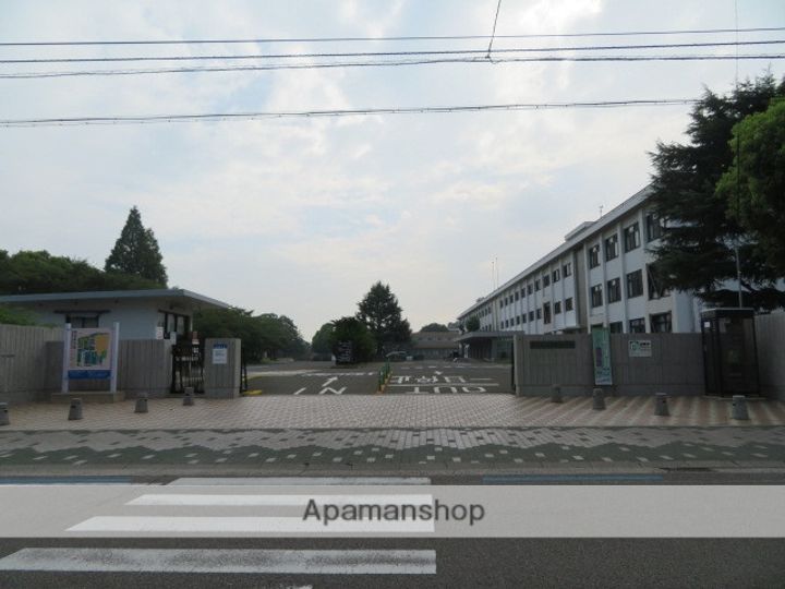 フォブール七佳の周辺