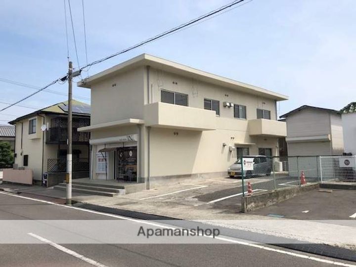 村上ハイツの外観