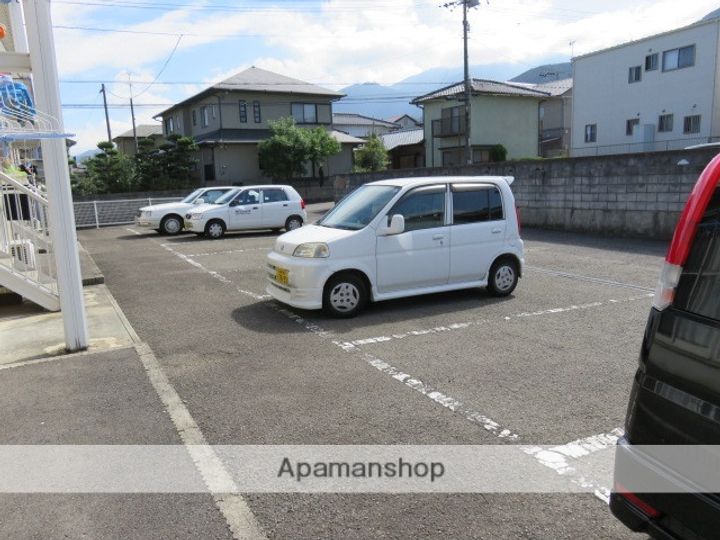 フレグランス真鍋のその他画像