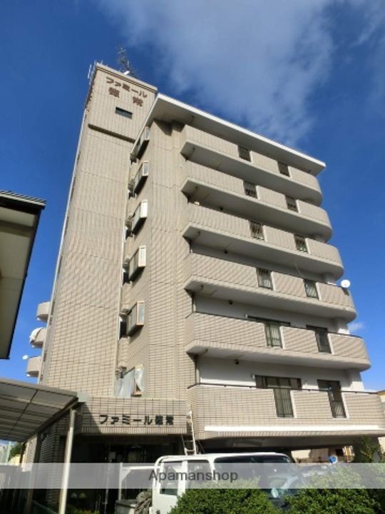 ファミール徳常の外観