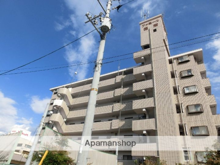 ファミール徳常の外観
