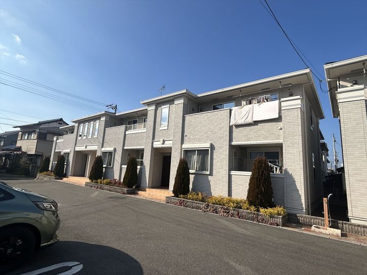 ネオ・クレメント Aの外観