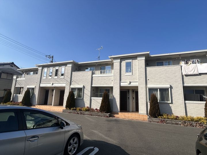 ネオ・クレメント Aの外観