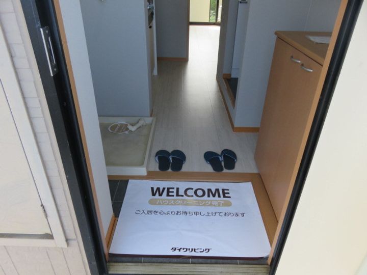 コーポラス ダイクヤの玄関