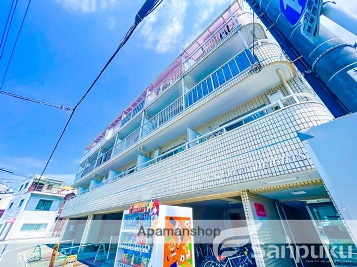 第10グリーンハイツ505の外観