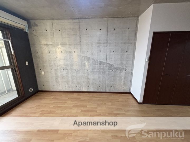 RAFFINE・ROUGEの内装