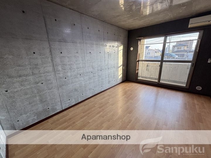 RAFFINE・ROUGEの内装