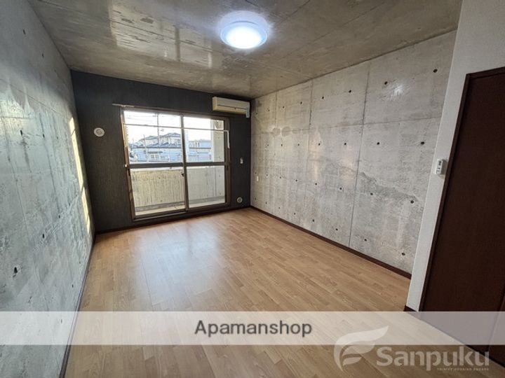 RAFFINE・ROUGEの内装