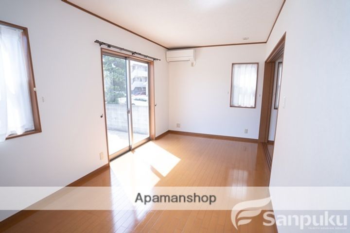 愛媛県松山市上市2丁目(一戸建)の賃貸物件戸建ての内装