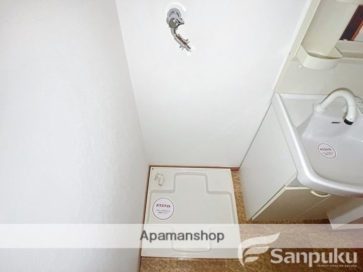 ドルーク道後南町902の内装
