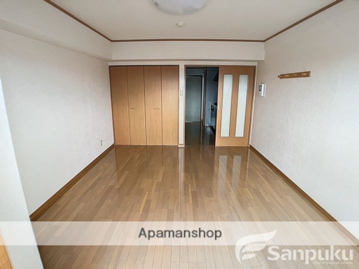 ドルーク道後南町1102の内装