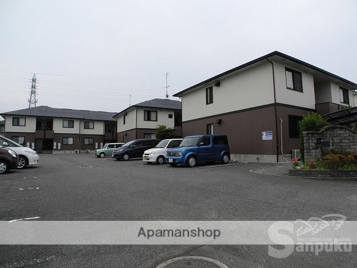 メゾン・ド・ルミエールC棟の外観