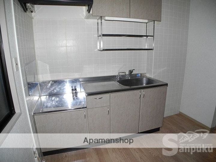 メゾン・ド・ルミエールC棟のキッチン