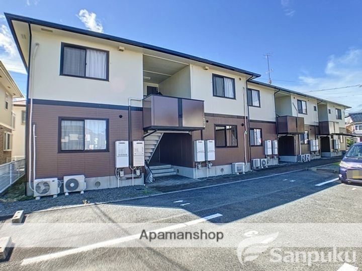 メゾン・ド・ルミエールC棟の外観