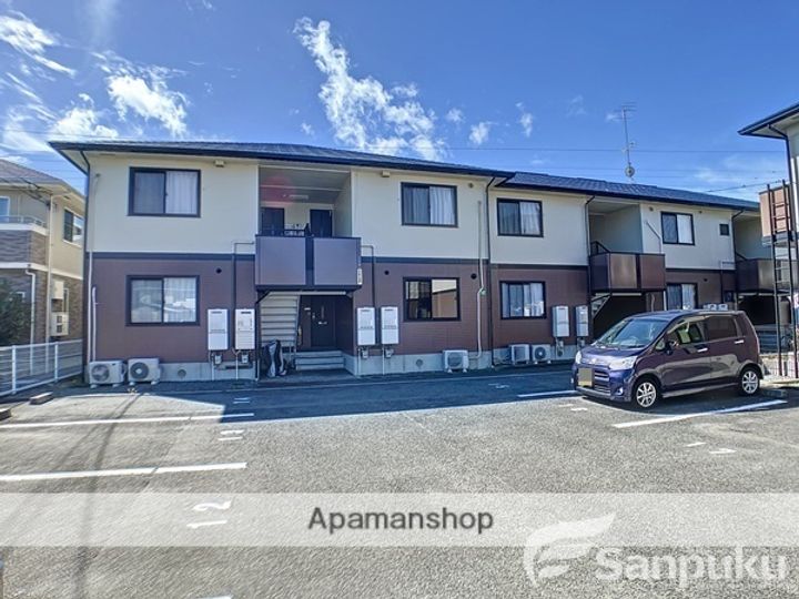 メゾン・ド・ルミエールC棟の外観