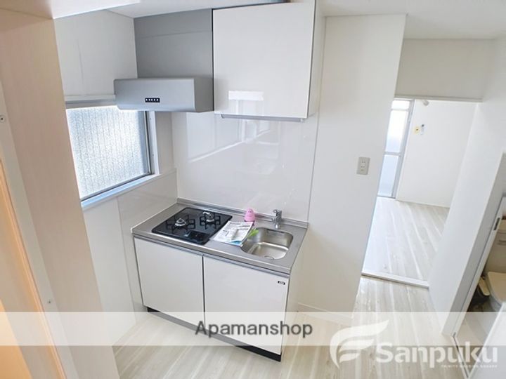 メゾン・カヤマチ401のキッチン