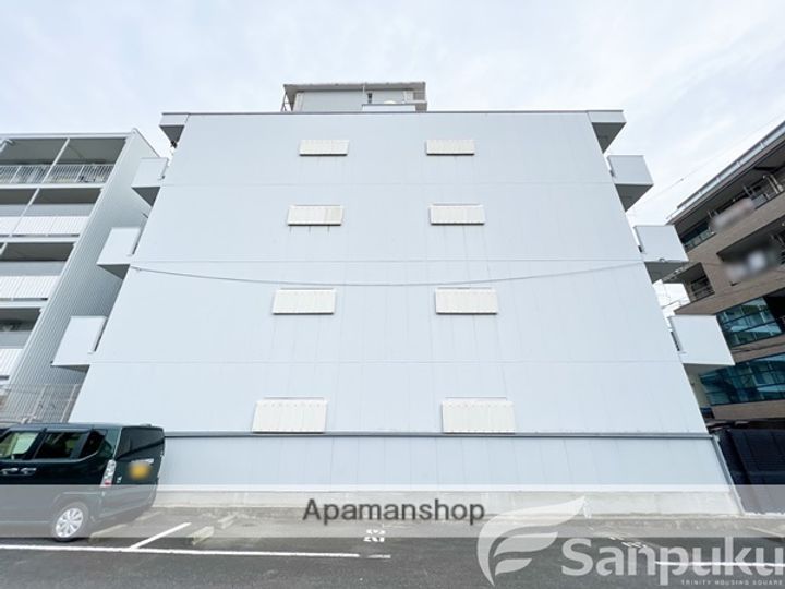 メゾン・カヤマチ401の外観