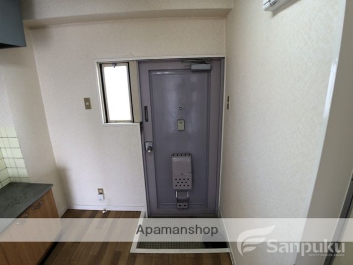 メゾン北斗の玄関