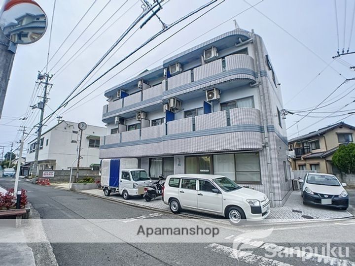 アベニューSAいずみの外観