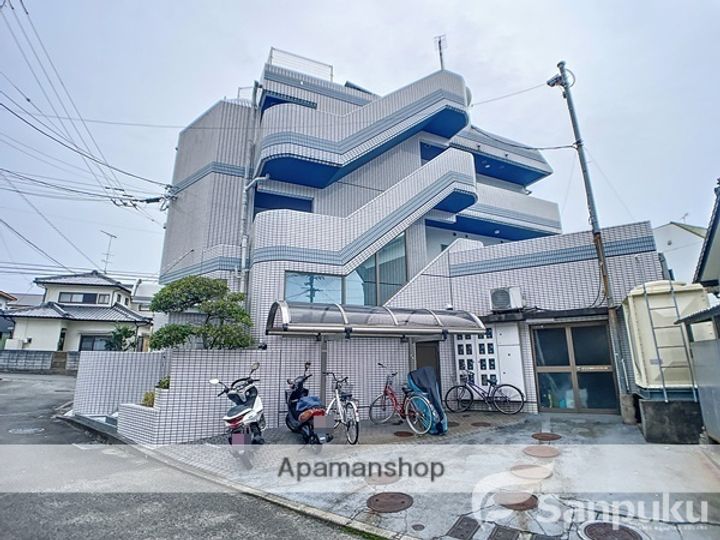 アベニューSAいずみの外観