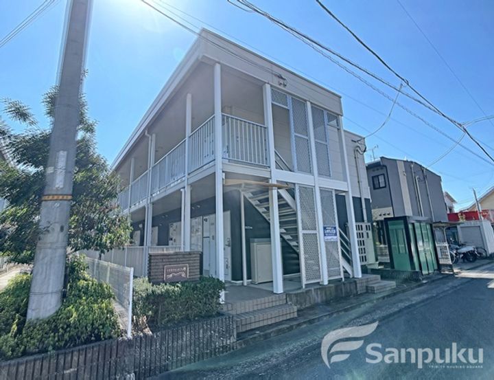 レオパレス古川Ⅱ206の外観