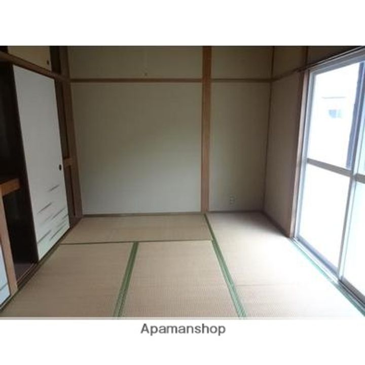 下林クローバーハイツの居間
