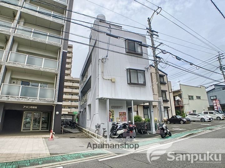 第3竹田ビル室町の外観